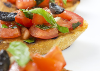 French bread with fresh veggies