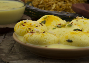 Rasmalai or Rossomoloii