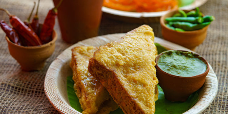 Stuffed Bread Pakoda
