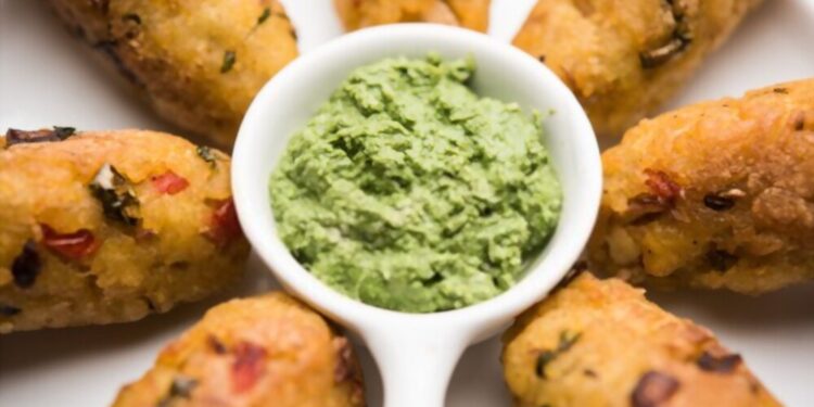 Poha (chivda/beaten rice) Rolls