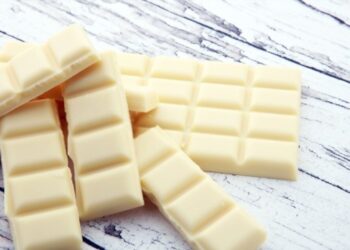 Homemade White Chocolate Bars