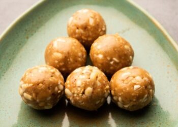 Moongphali Ke Laddu