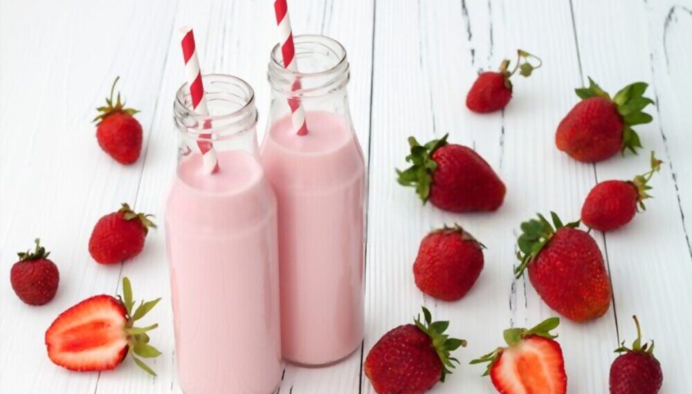 Summer Refreshing Strawberry Milk
