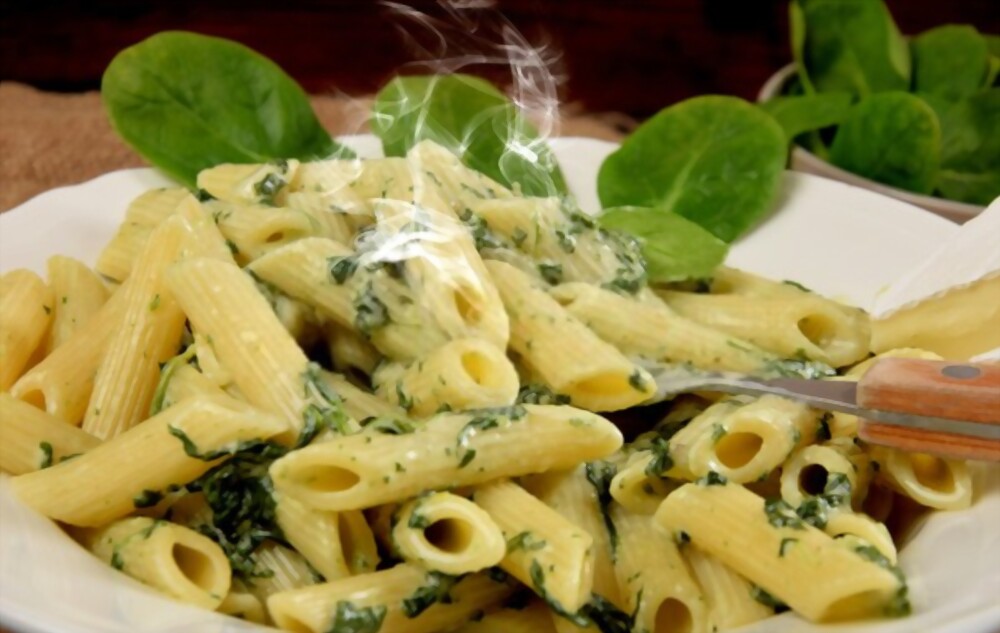 Creamy Spinach Penne Pasta