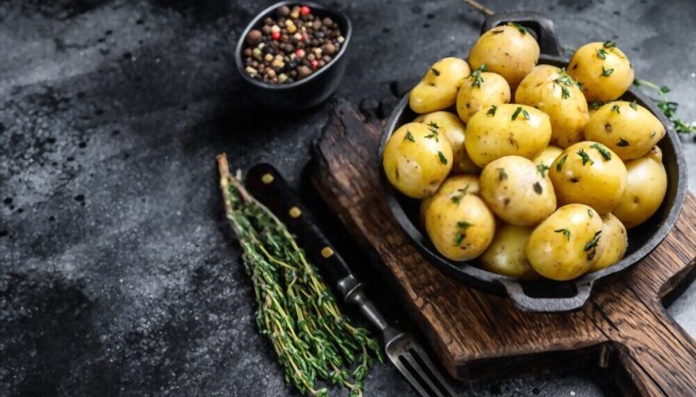 Buttery Boiled Potatoes with Fresh Herbs