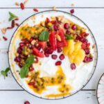 Sweet labneh with exotic fruits