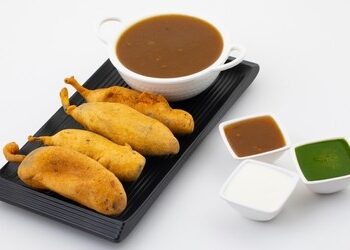 Rajasthani Stuffed Mirchi Vada Recipe