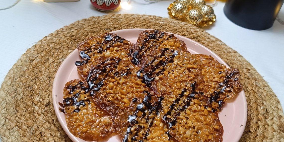 Almond Lace Cookies with a Chocolate Drizzle