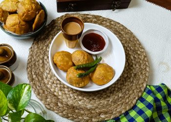 Halwai-style Khasta Kachori