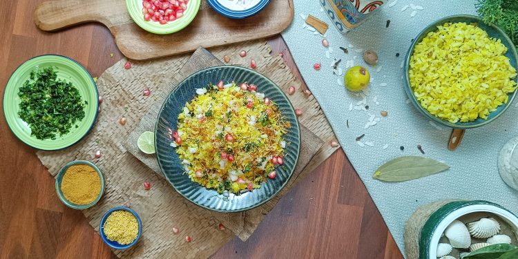 Sweet and tangy Indori Poha