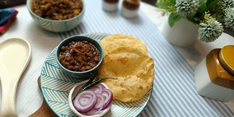 Easy No Onion Garlic Pindi Chole