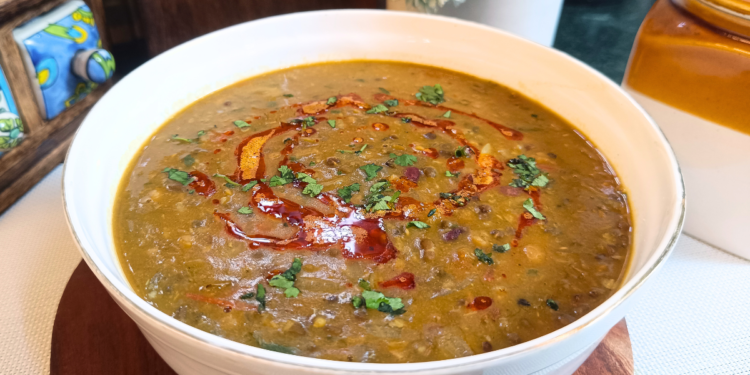 Maa chole di dal