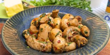 5-Minute Butter Garlic Mushrooms